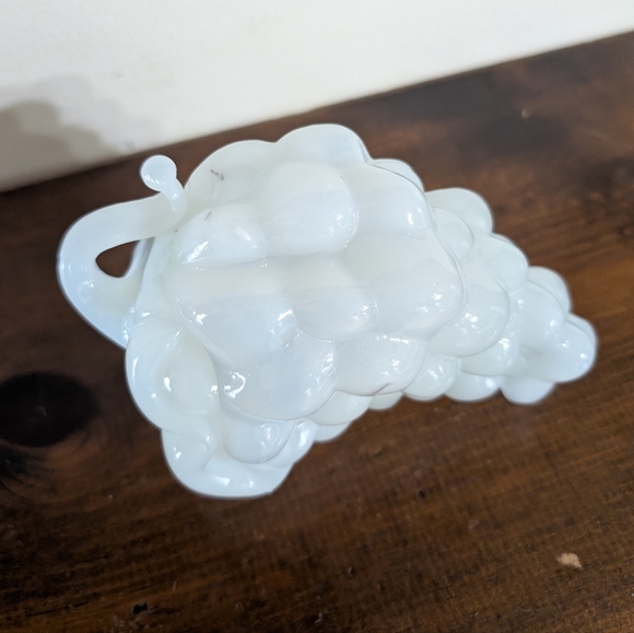 Rare - Vintage Solid Milk Glass Grape Cluster Figurine MCM Decor Cottage Shabby